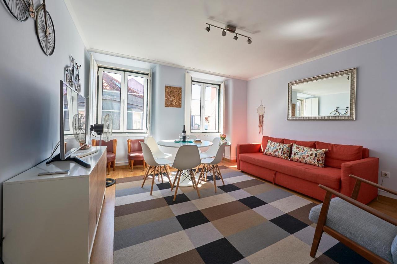 Aesthetic Riverview Apartment In Historical Lisabona Exterior foto