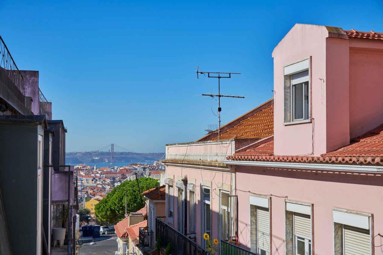 Aesthetic Riverview Apartment In Historical Lisabona Exterior foto