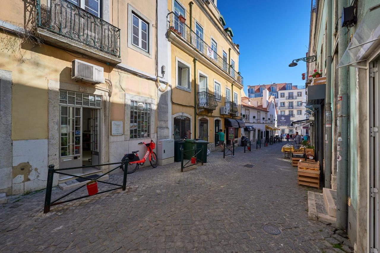 Aesthetic Riverview Apartment In Historical Lisabona Exterior foto