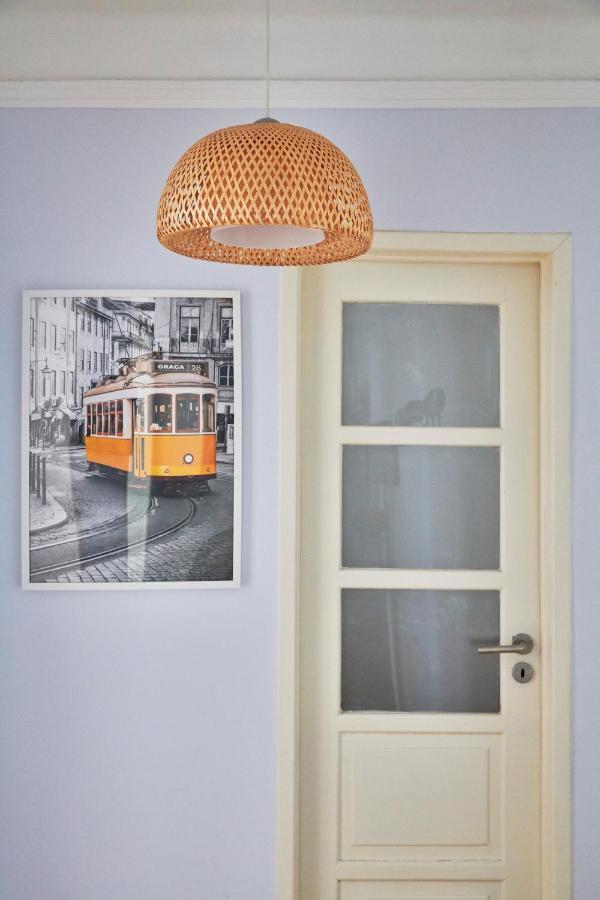 Aesthetic Riverview Apartment In Historical Lisabona Exterior foto