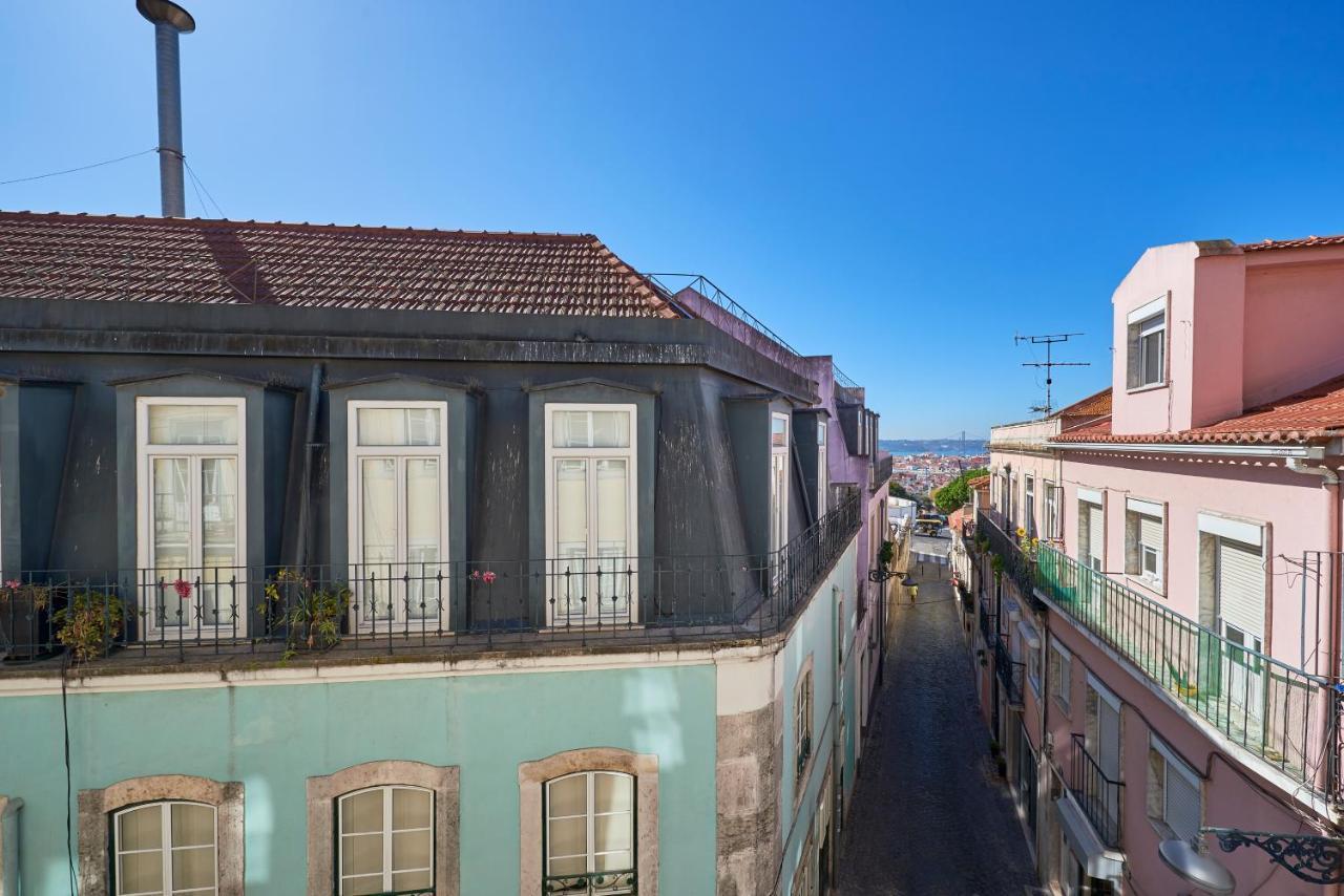Aesthetic Riverview Apartment In Historical Lisabona Exterior foto